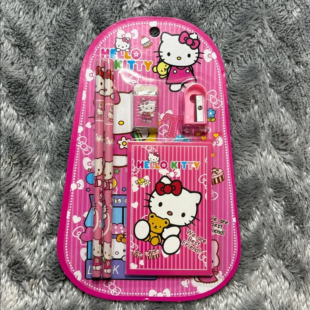 Hello Kitty Tote - Picture 8 of 11